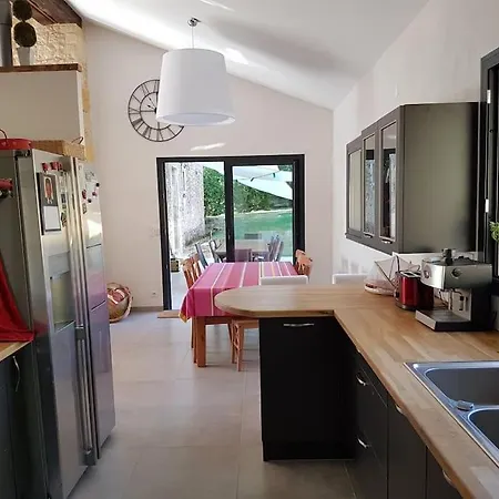 Holiday home Grande Maison De Avec Piscine Privee Pour 12 Personnes Max Mauzac-et-Grand-Castang